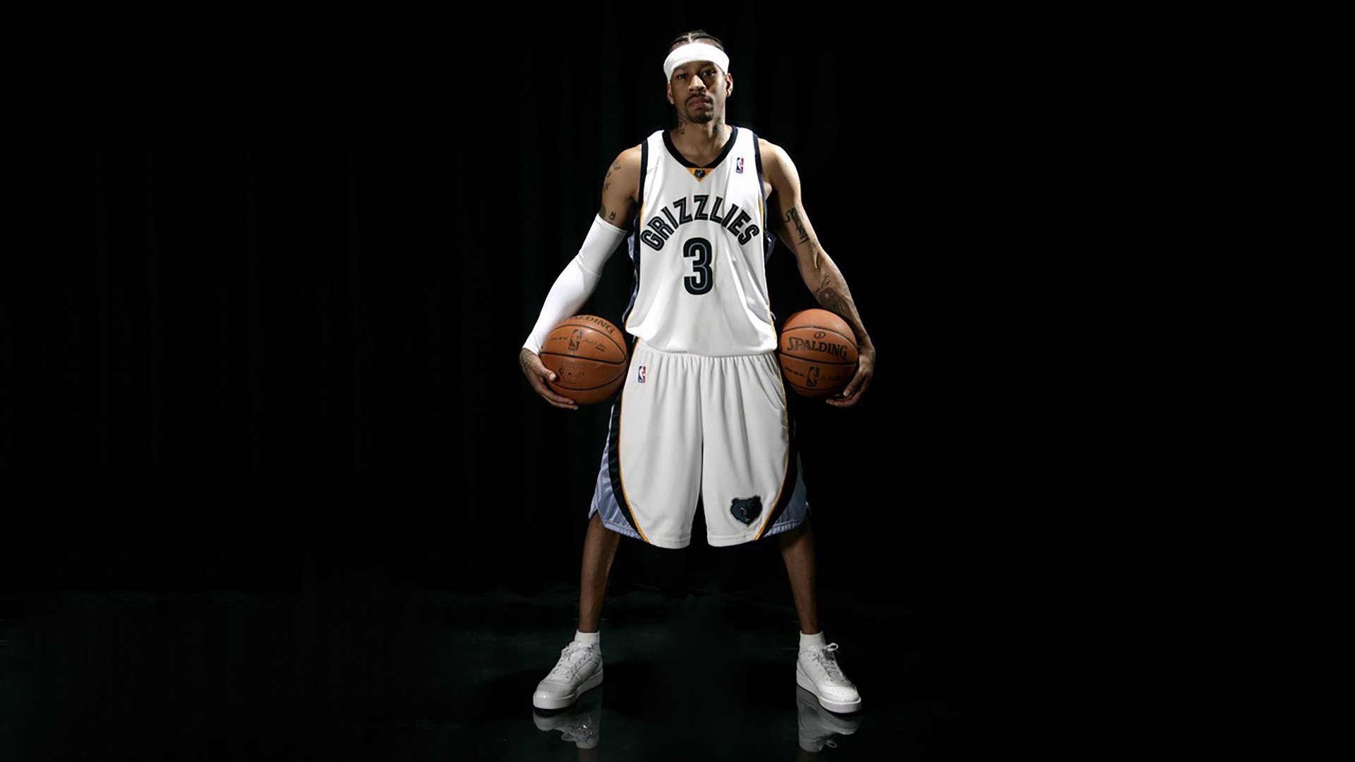 爱游戏登录-足球+智能硬件结合，比赛装备科技感十足，足球技术展示